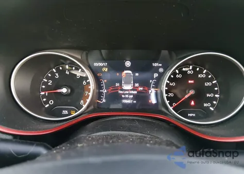 2019 Jeep Compass Trailhawk 4X4 from USA, damaged, VIN 3C4NJDDB8KT722084